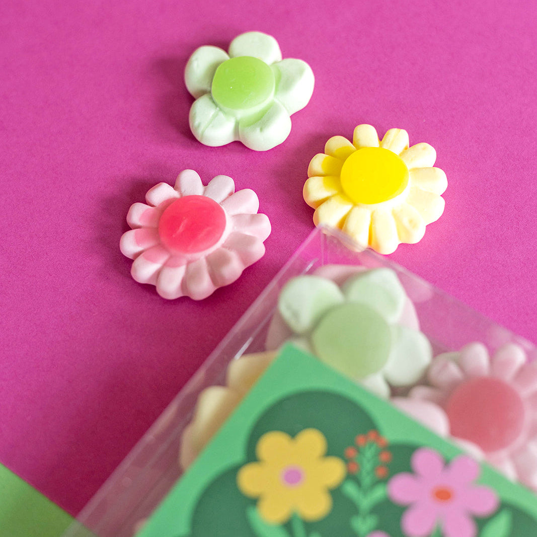 Bloemetje versturen snoepcadeau – cadeautje per post met bloemvormig snoep
