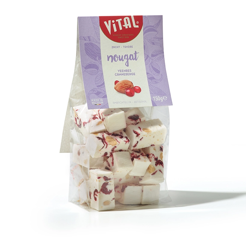 Nougat veenbes en amandel