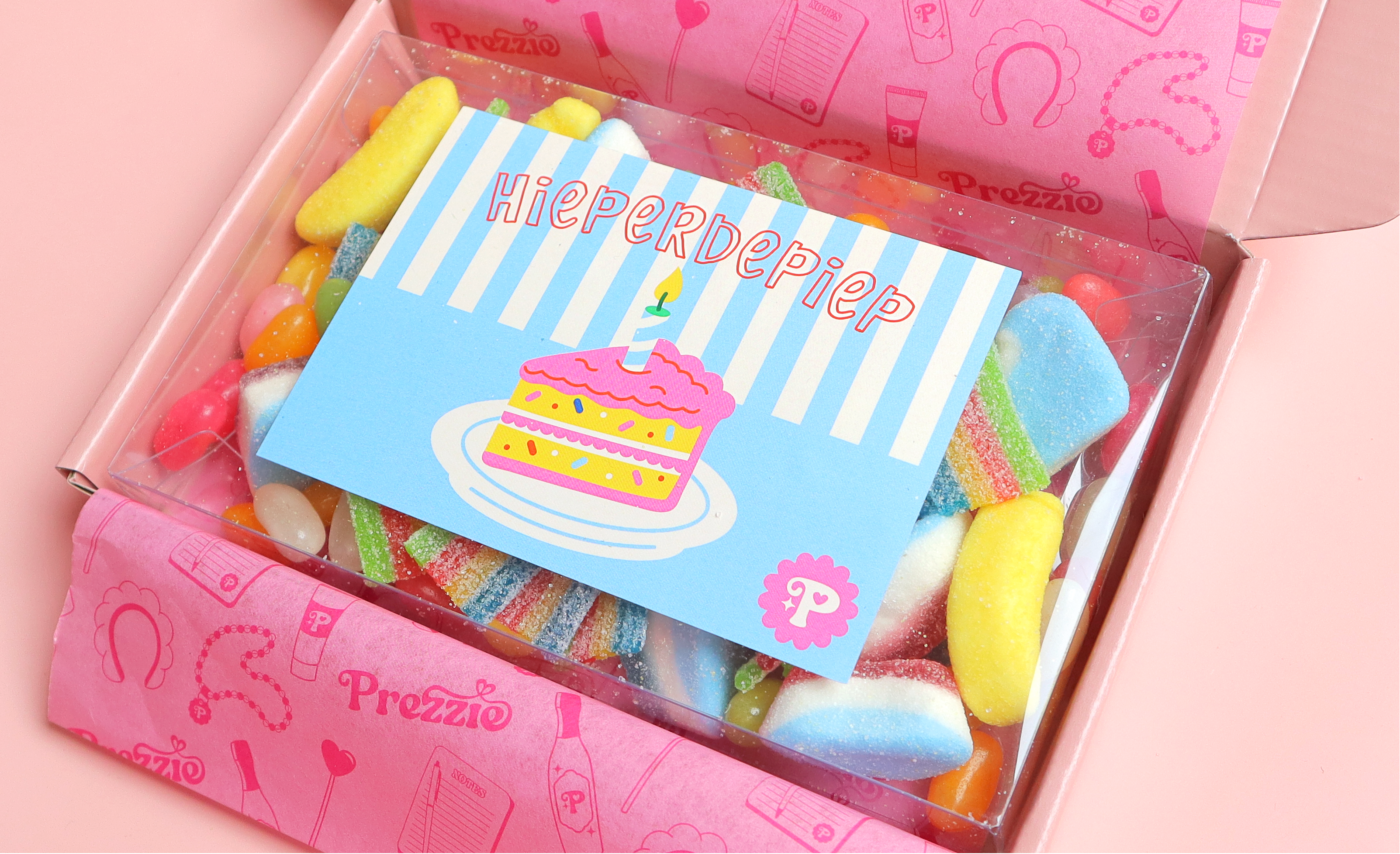 snoepcadeau per post klein brievenbus cadeau onder de 10 euro voor verjaardag van Prezzie